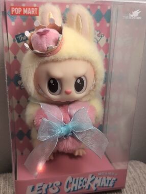 ⭐BNIB Labubu 'Lets Checkmate' Authentic PopMart Plush Pendant